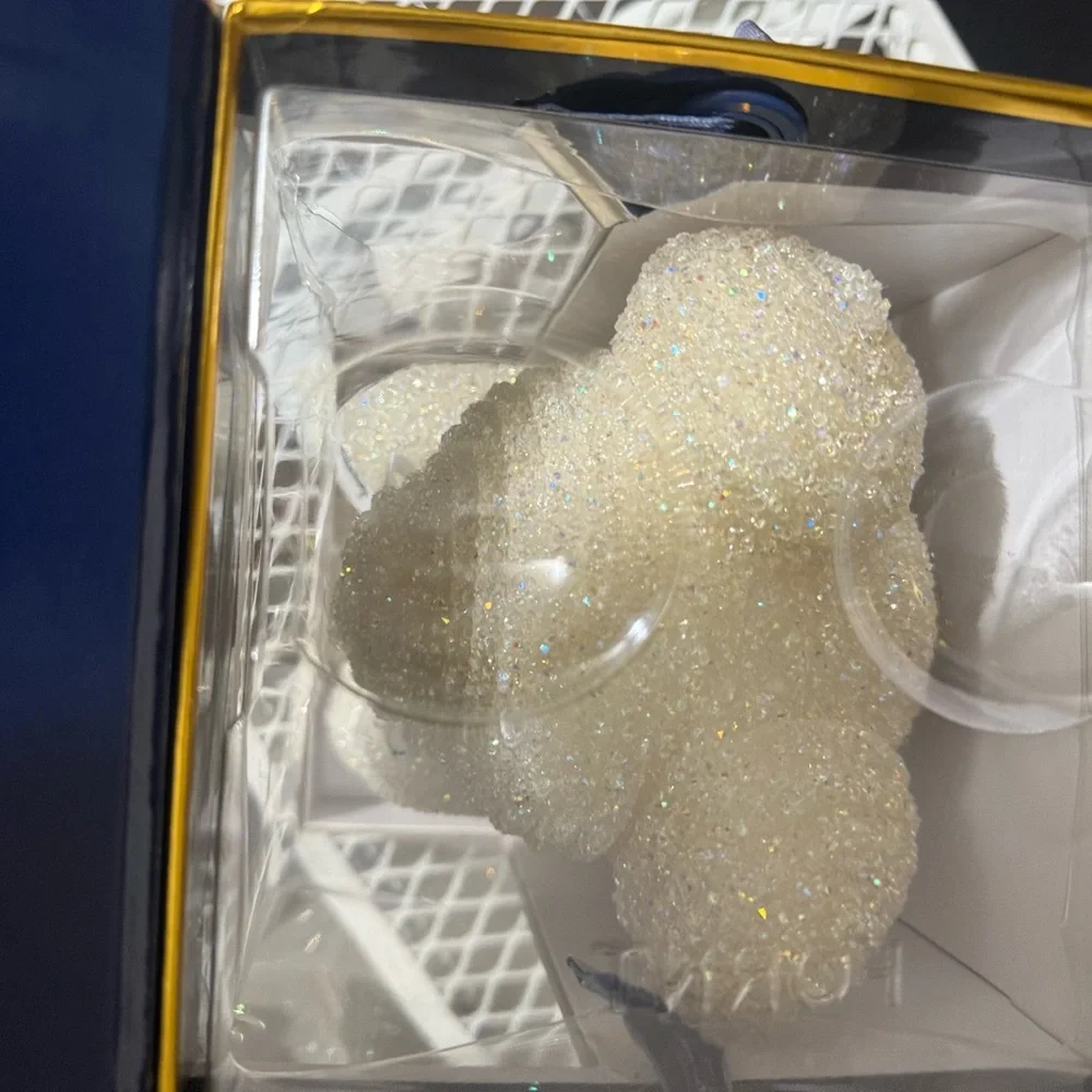 Glittering White Crystal Bear‎